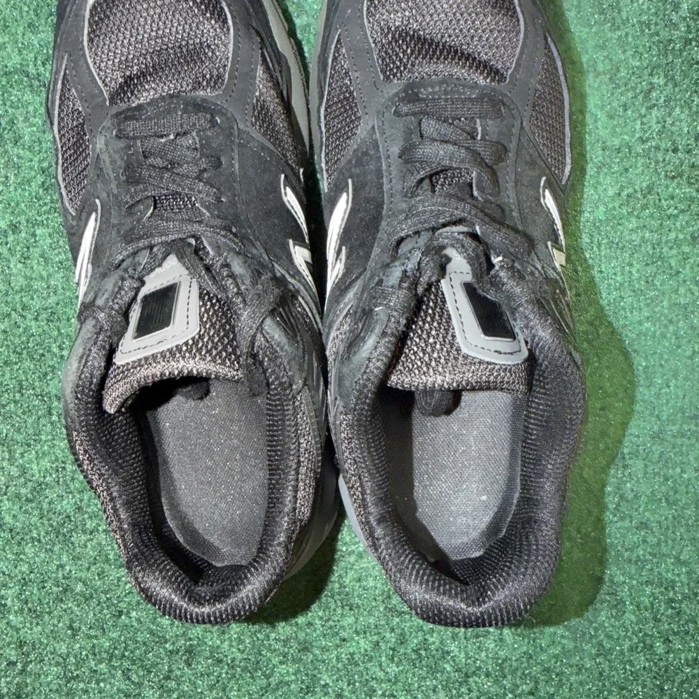 Size 8 - New Balance 990v5 Made In USA Black W990BK5 Used Very Good Condition
